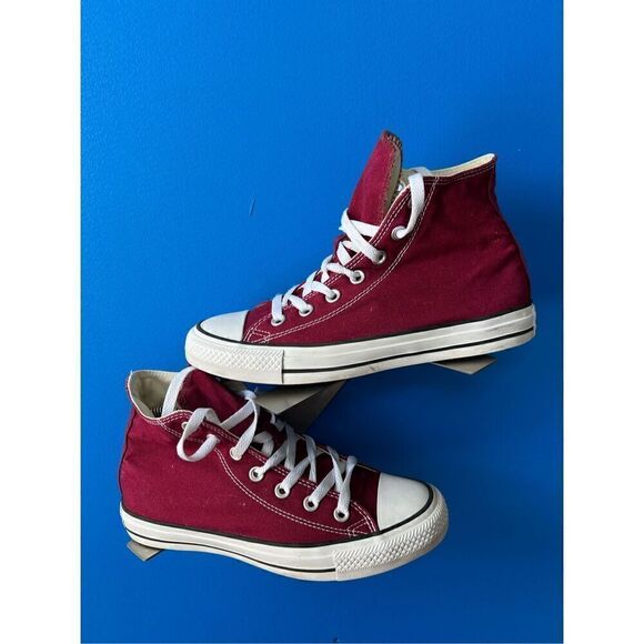 CONVERSE All Star Chuck Taylor RED Canvas M9621 (Size M 6 - w 8) High Top - Picture 2 of 6